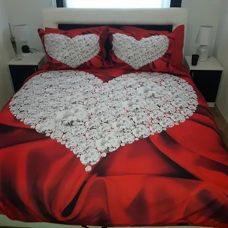 Apartment Apartman S *
