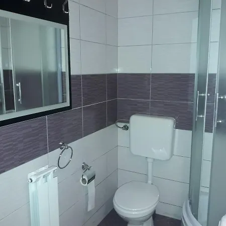 Apartment Apartman S *